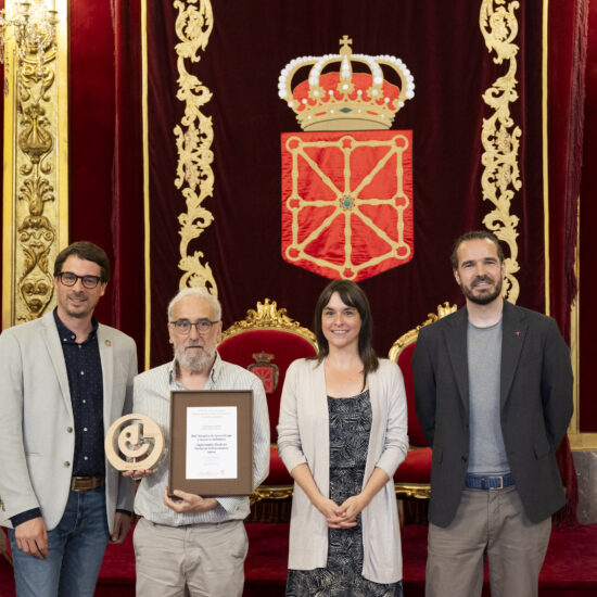 Premio a la participación social para la Red Navarra de Aprendizaje y Servicio Solidario